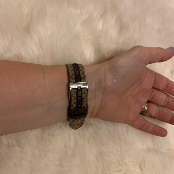 Authentic COACH Brown Khaki WATCH Silver Dial Signature C - Picture 2 of 16